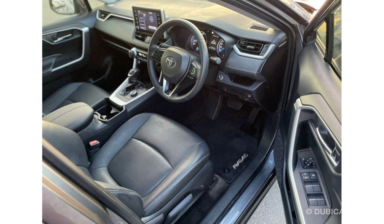تويوتا راف ٤ *Offer*2021 Toyota RAV4 Hybrid - 2.5L V4 - Right Hand Drive - Japan Specs --UAE PASS