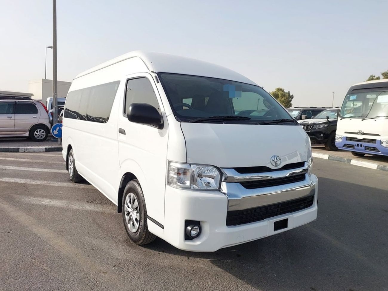 تويوتا هاياس TOYOTA HIACE COMMUTER VAN RHD 2017 MODEL 2.7 L PETROL AUTOMATIC(PM83742)