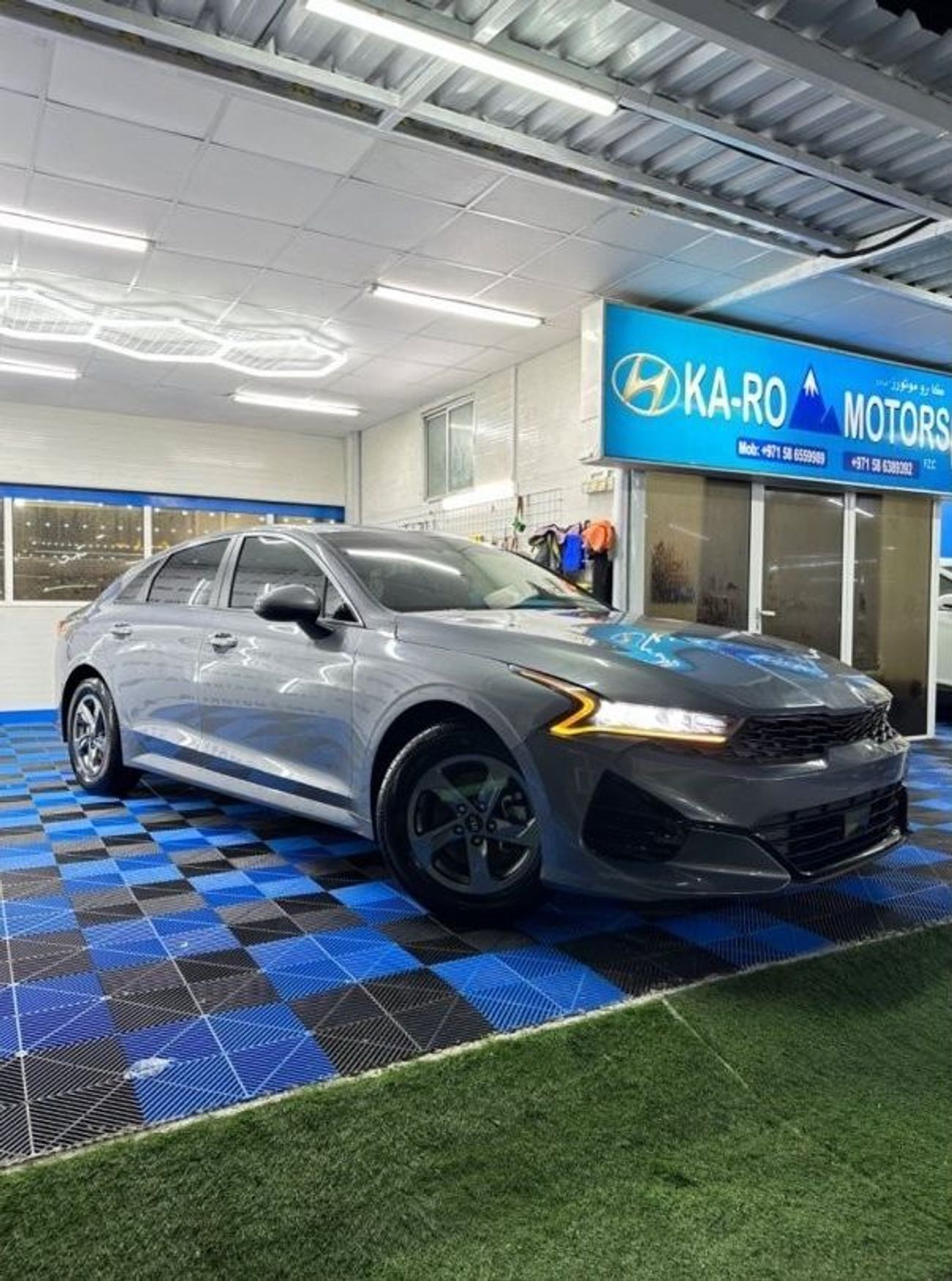 Kia K5 LX Kia K5 2021 1.6 turbo in good condition minimal damage with 100,000 km mileage