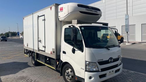 هينو 300 GCC 714 Freezer