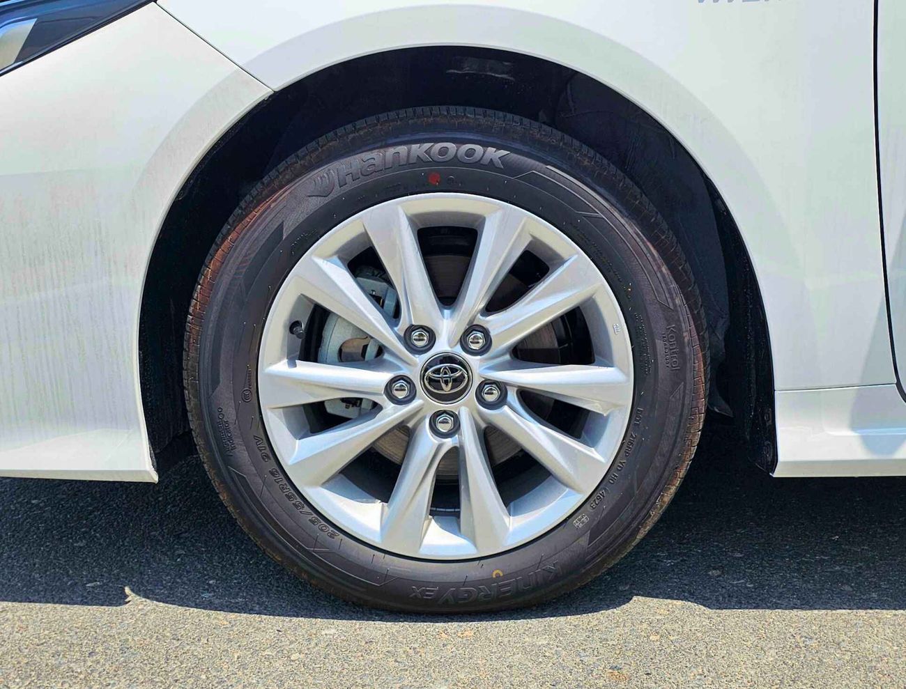 Toyota Corolla ELITE / HYBRID / 1800 CC, PUSH START, SUNROOF, DVD + CAMERA (CODE #67994)