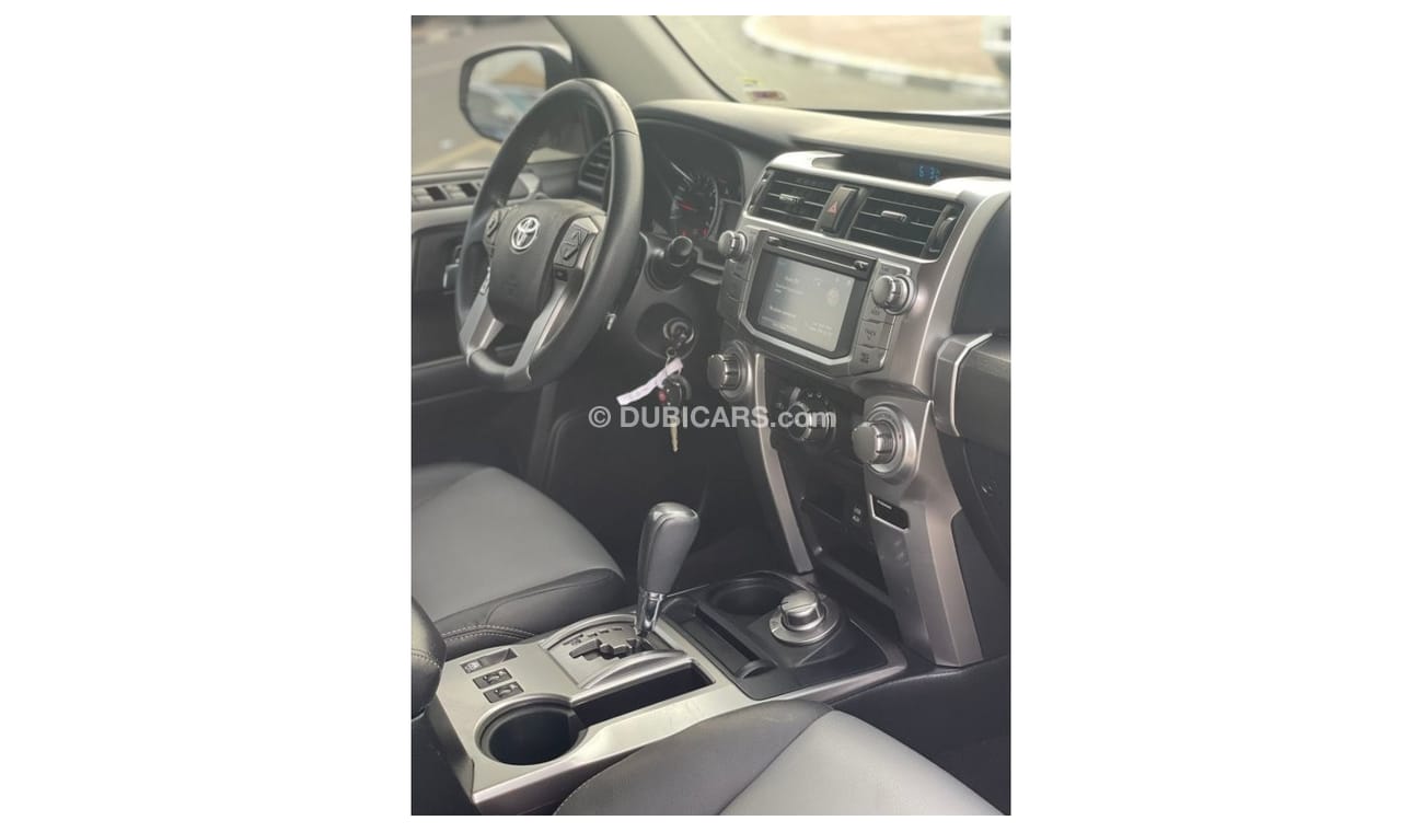 Toyota 4Runner 2018 *Offer*Toyota 4Runner SR5 4x4 / EXPORT ONLY