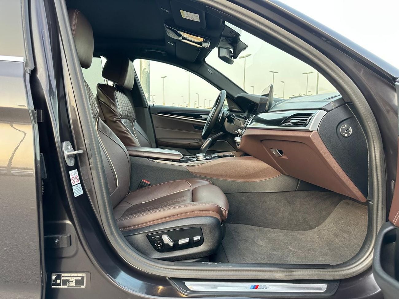 BMW 530i LUXURY LINE EXCLUSIVE