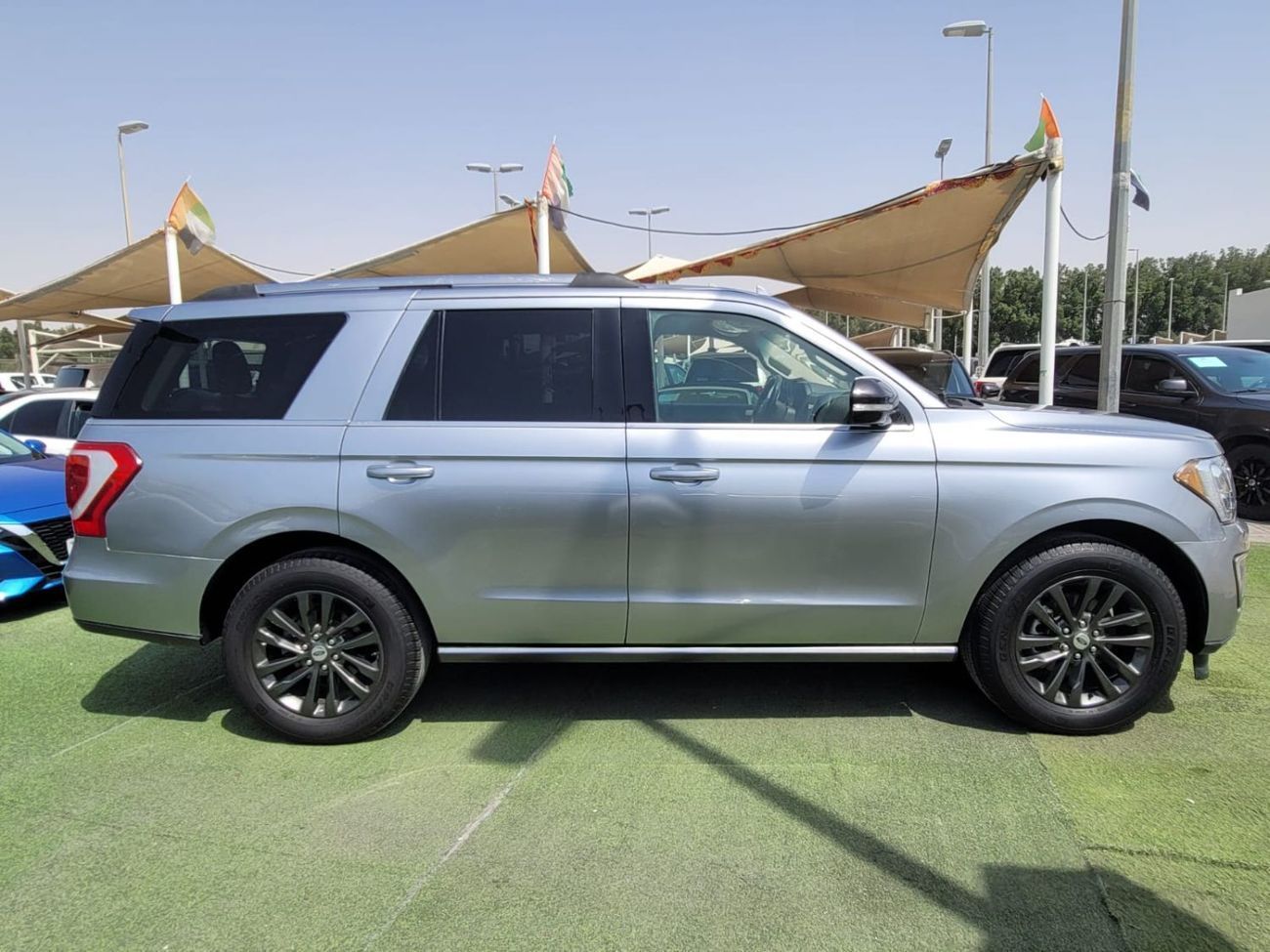 فورد إكسبيديشن XLT 3.5L (380 HP) FWD