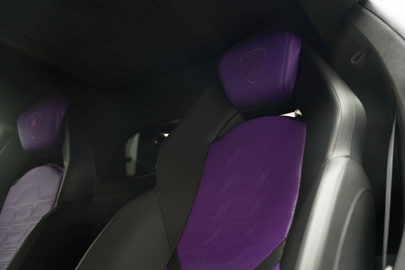 Lamborghini Revuelto STANDARD