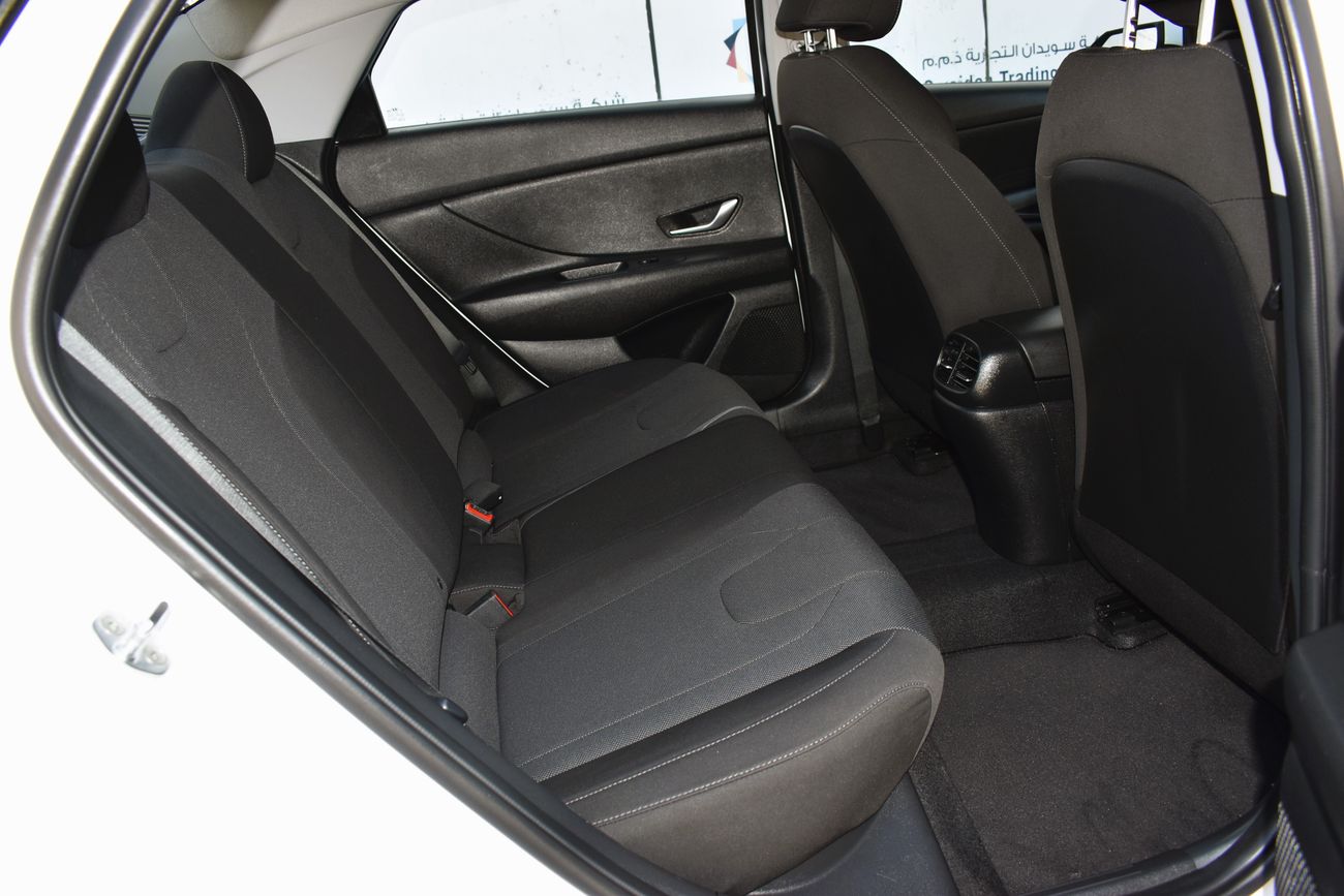 Hyundai Elantra AED 899 PM | 1.6L SMART GCC DEALER WARRANTY