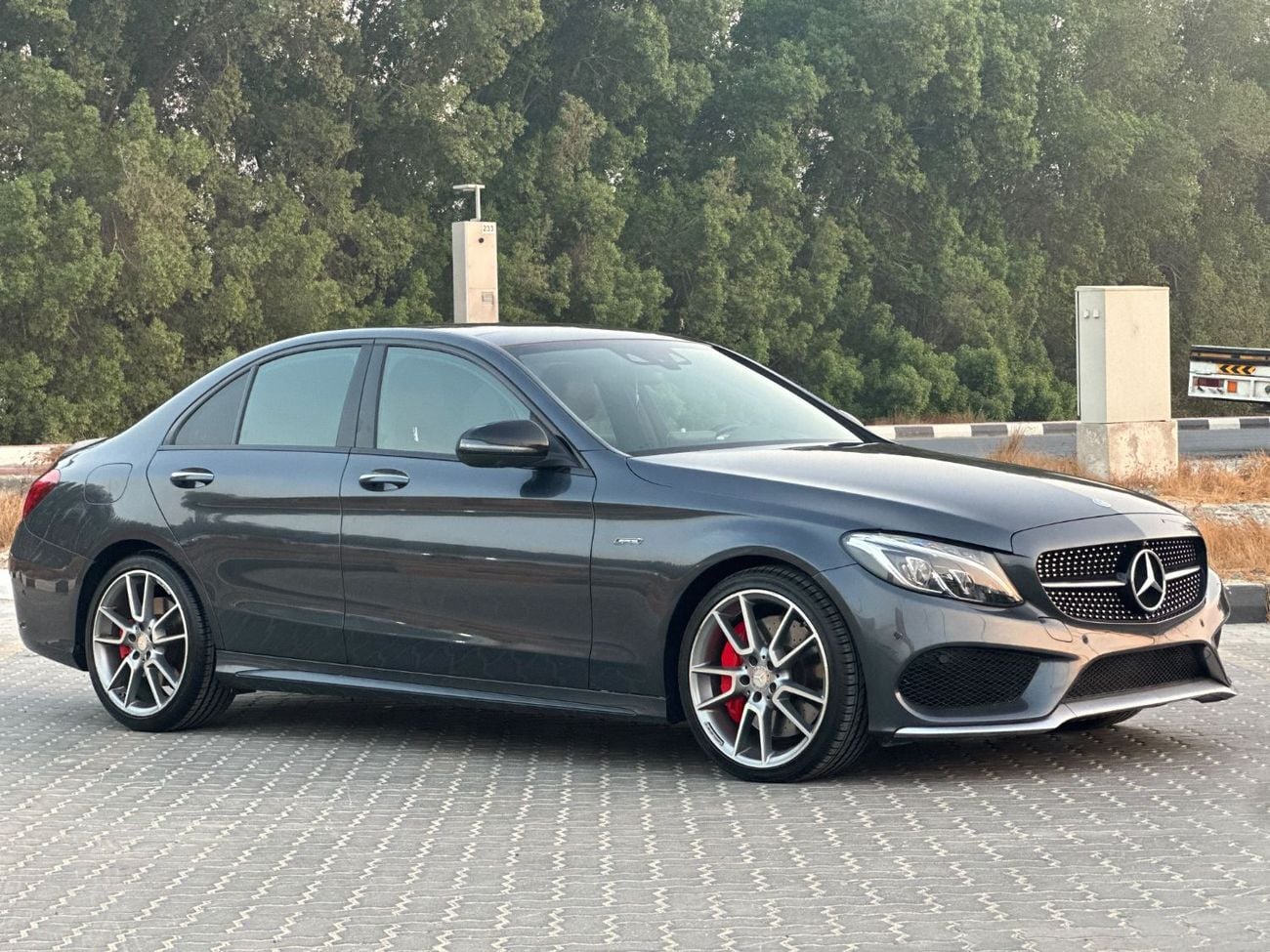 مرسيدس بنز C 450 AMG 4MATIC