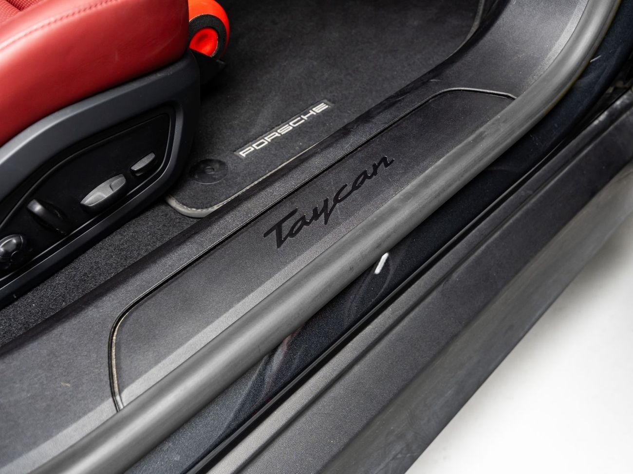 Porsche Taycan Base 2023 Porsche Taycan, September 2026 Porsche Warranty, Full Service History, Low KMs, GCC