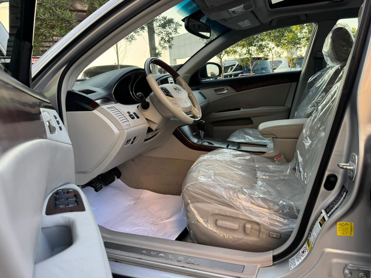 تويوتا افالون Toyota Avalon 2011 limited