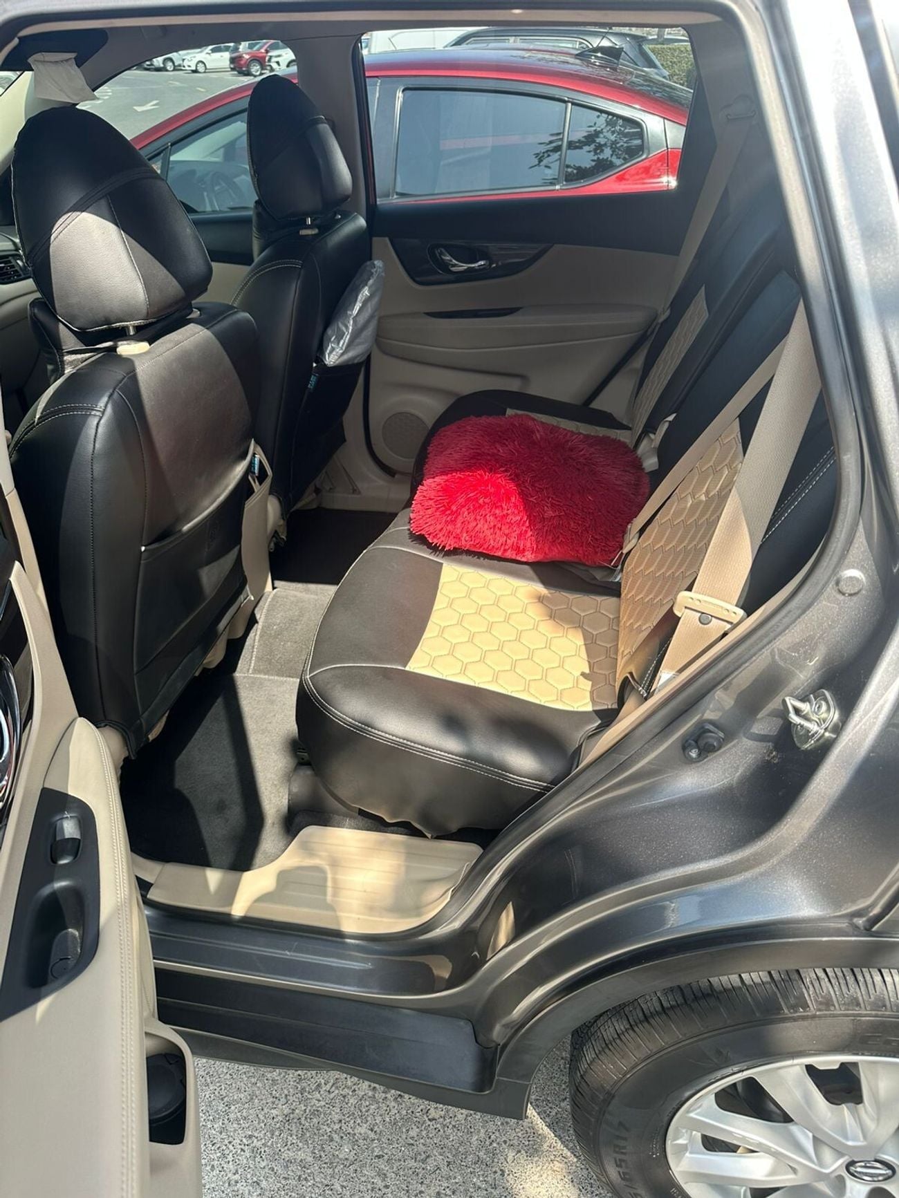 نيسان إكس تريل