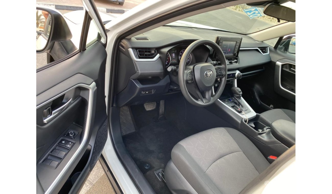 Toyota RAV4 2019 TOYOTA RAV4 XLE , MID OPTION