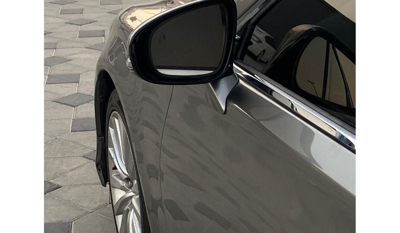 لكزس LS 460 Premier LWB 4.6L (382 HP)