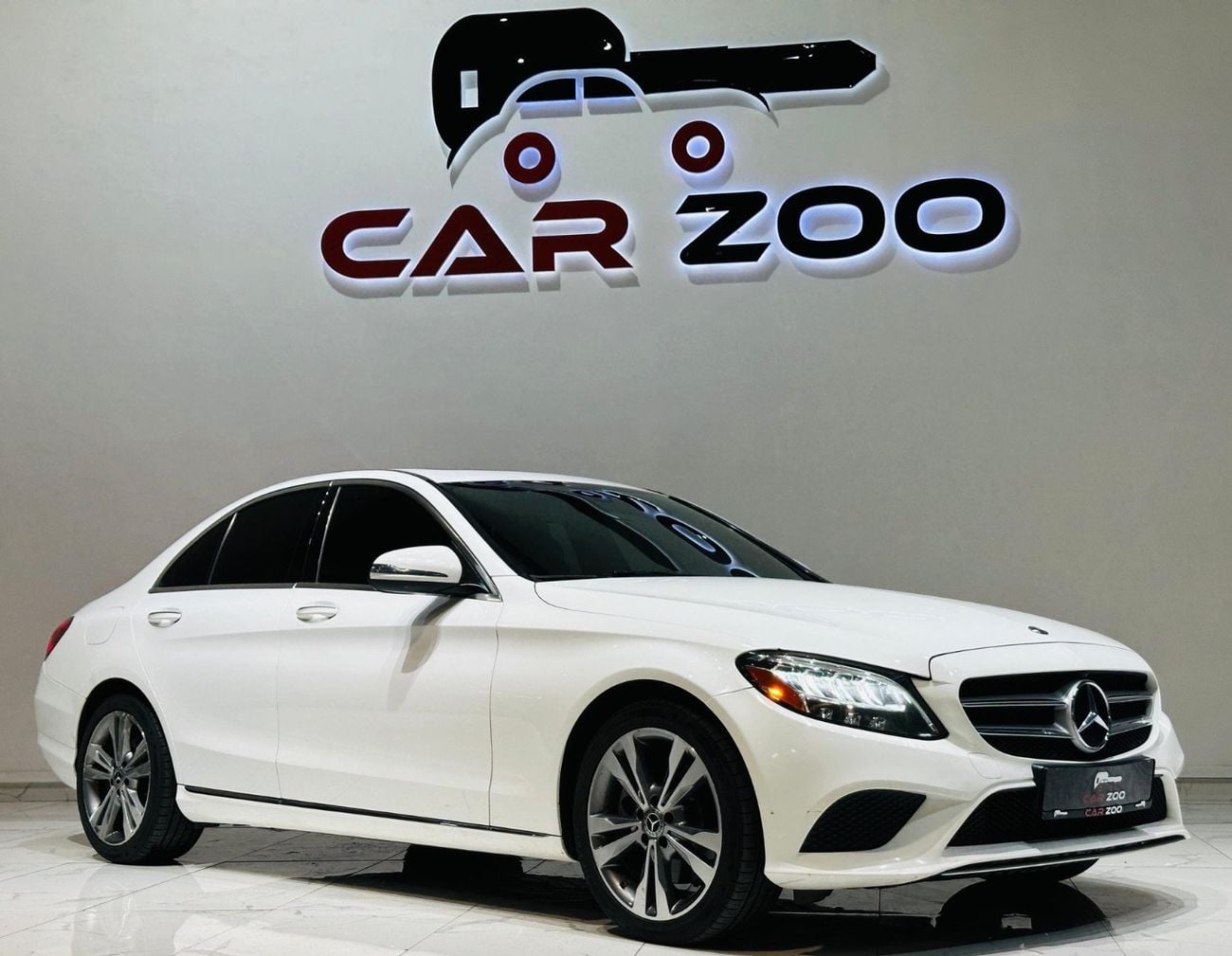مرسيدس بنز C 300 Luxury 2.0L