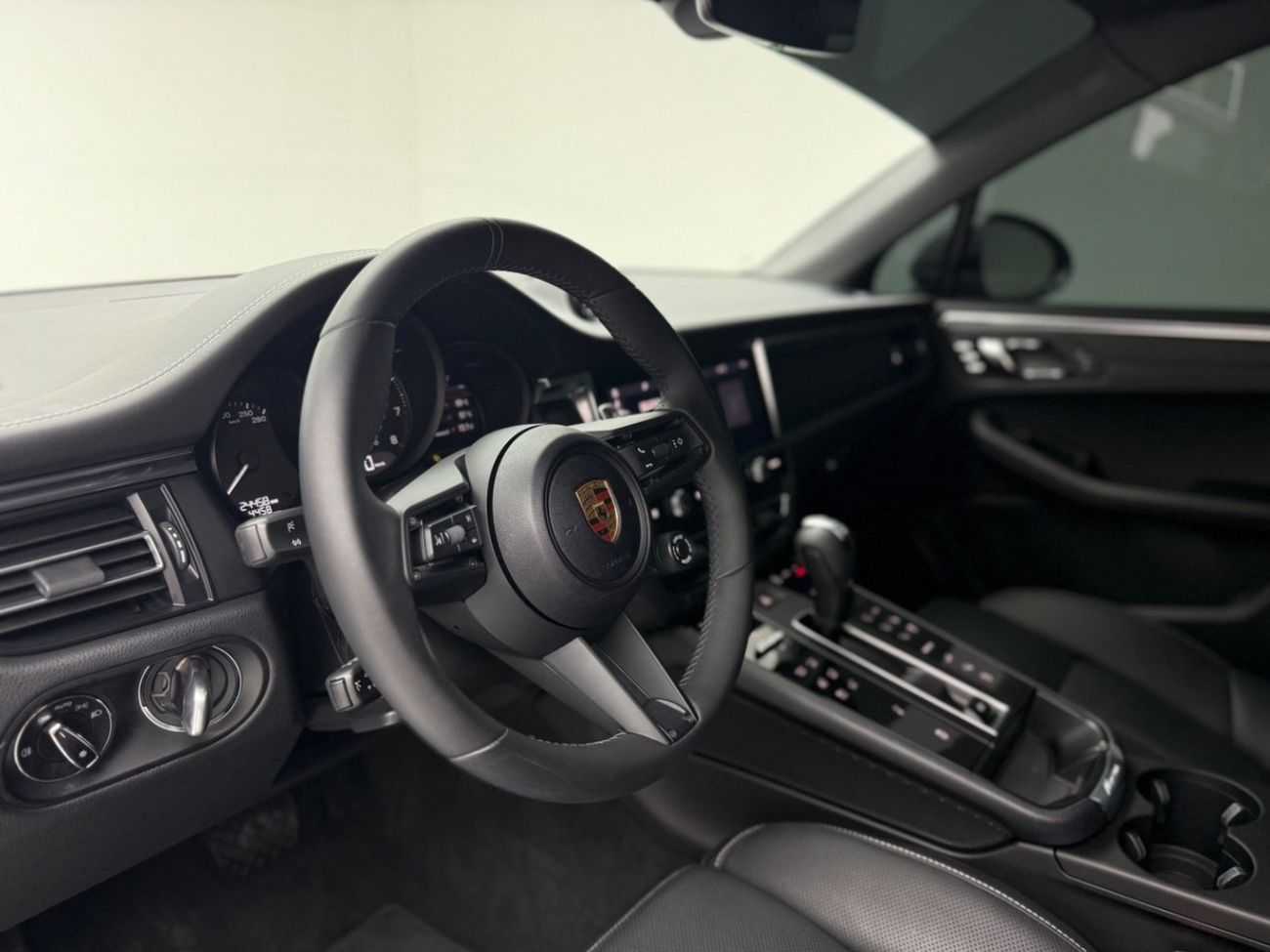 Porsche Macan 2024 Porsche Macan T, 2026 Porsche Warranty, Full Service History, Low KMs, GCC