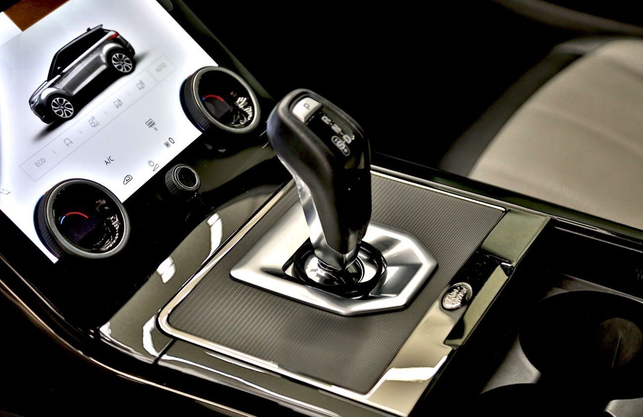 Land Rover Range Rover Evoque 2023 Middle East Specifications