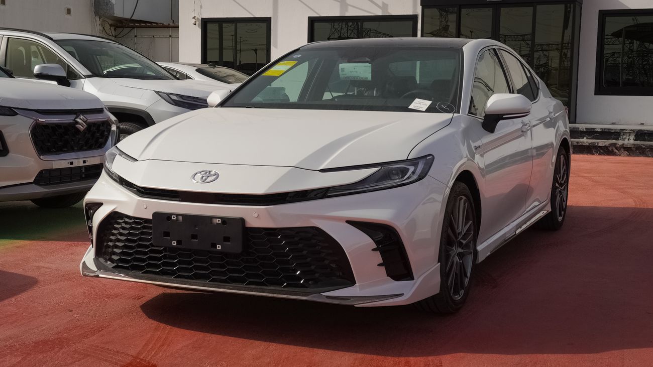 Toyota Camry 2.5S  HEV