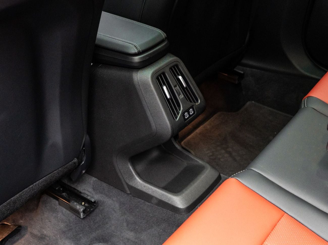بي أم دبليو X2 SDRIVE18i M SPORT SDRIVE18i M SPORT