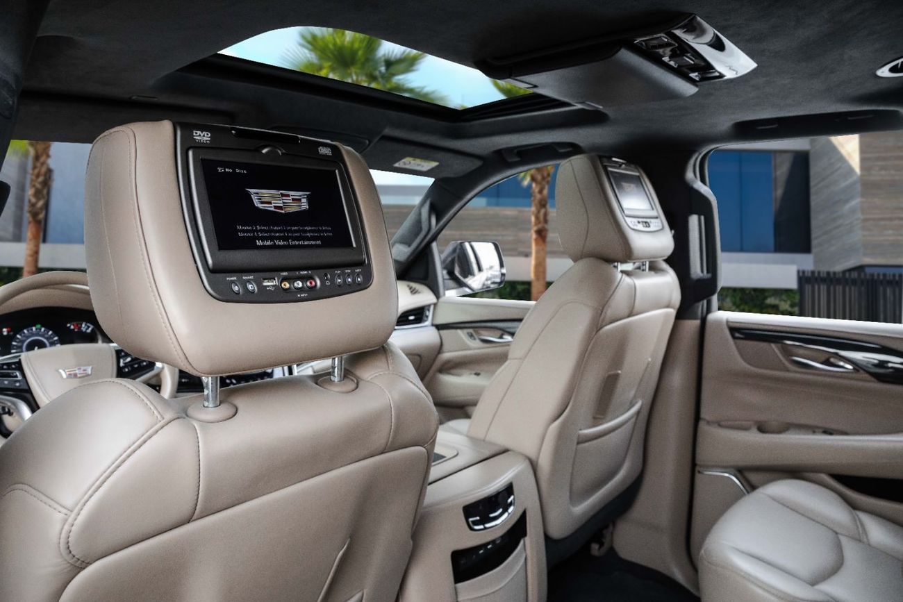 Cadillac Escalade Platinum | 3,819 P.M  | 0% Downpayment | Excellent Condition!