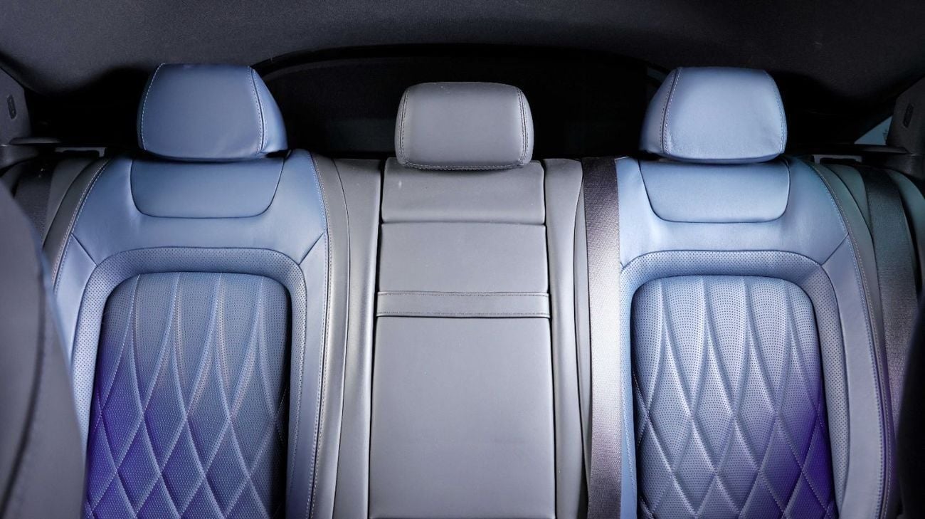 Mercedes-Benz AMG GT 43 AMG-GCC-Warranty and Service Contract With Gargash Until 2027-Night Package