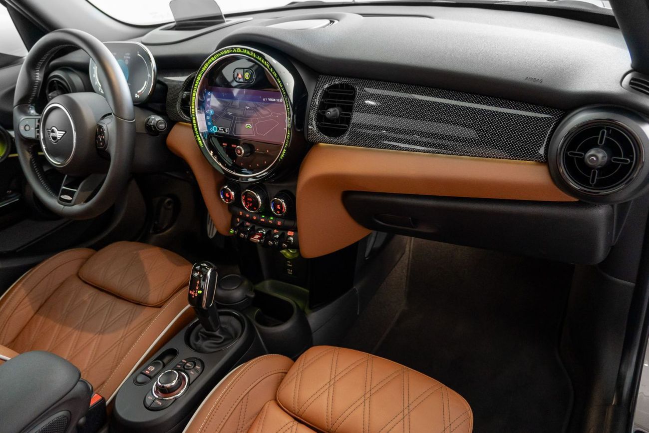 Mini Cooper S 2022 Mini Cooper S JCW Kit / Full Service History