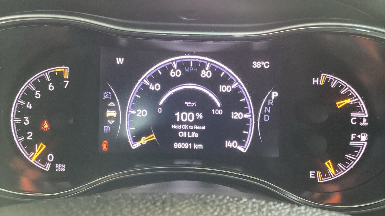جيب جراند شيروكي 3.6 LIMITED 4WD AUTO | شامل الضمان | 0 ﺪﻔﻋﺓ ﺃﻮﻟﻯ