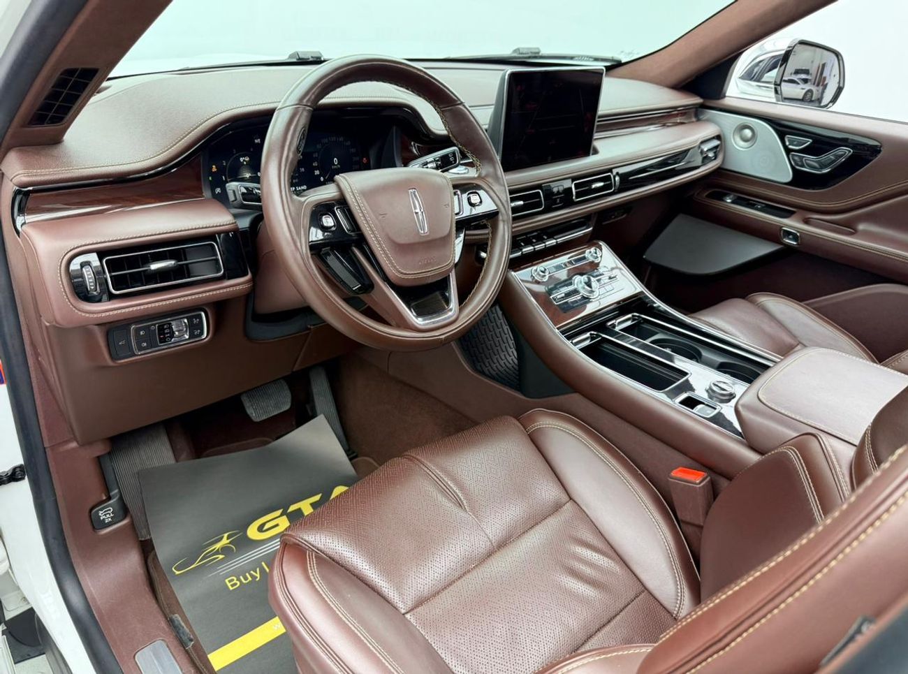 Lincoln Aviator PRESIDENTIAL 2021 Lincoln Aviator Presidential, 2028 Lincoln Warranty, 2026 Lincoln Service Pack, 7 Seater, GCC