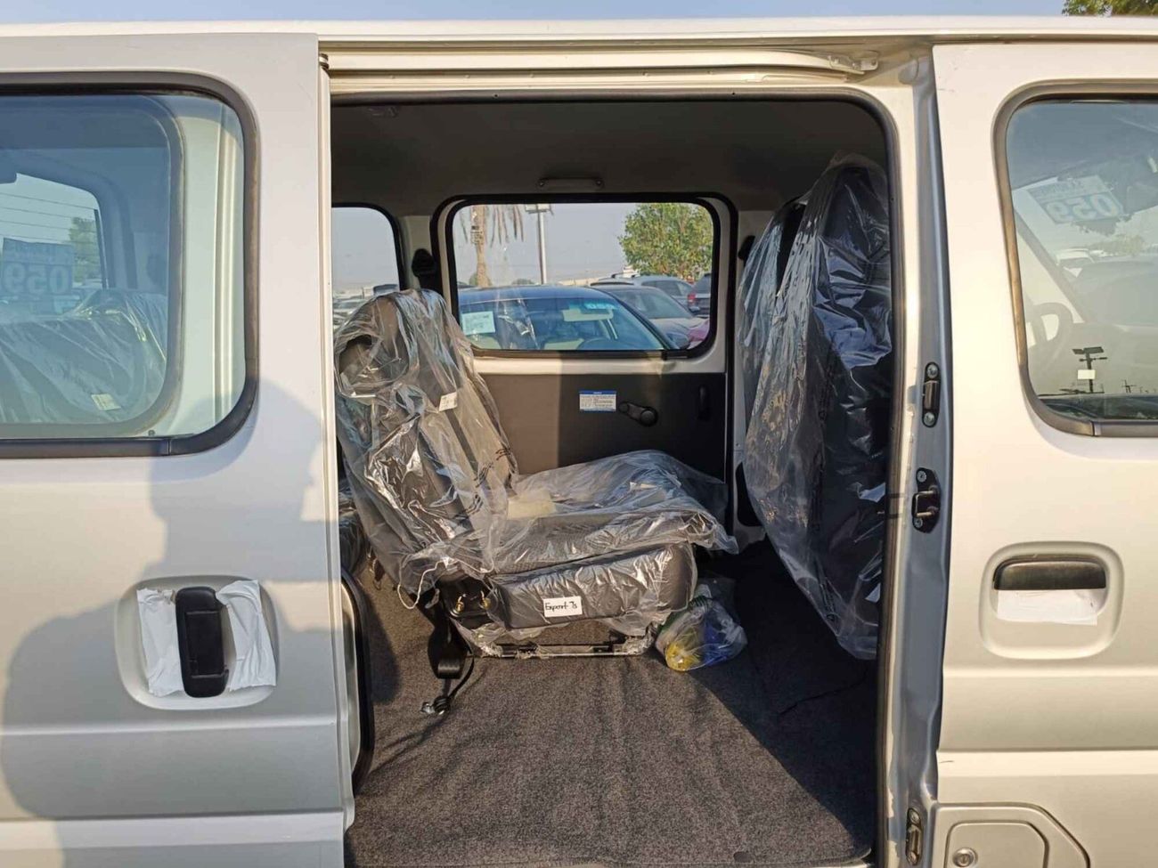 Suzuki EECO 1.2L PETROL MANUAL GEAR BOX / 7 STR (FOR EXPORT ONLY)