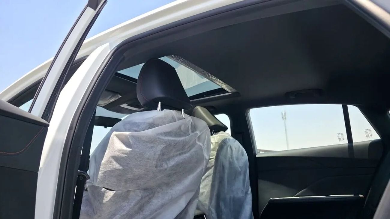 أم جي 5 Luxury 1.5L TURBO Chinese Specs - Brand