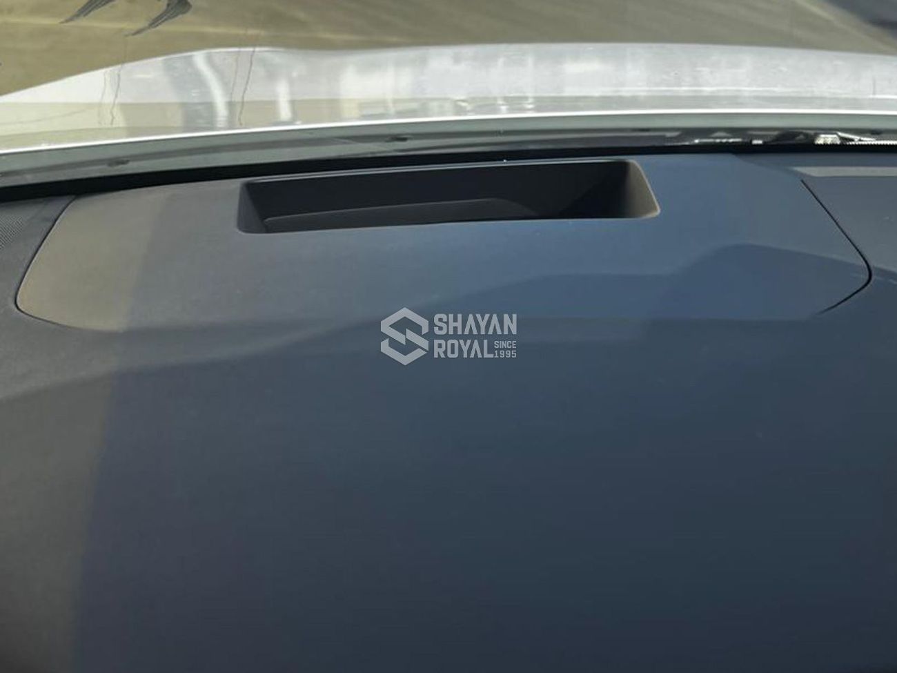 لكزس RX 350h BRAND NEW LHD SIGNET 2.4L HYBRID AT 2026MY