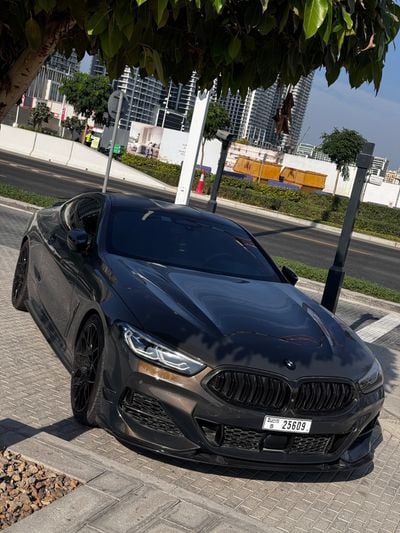 BMW M850i xDRIVE CARBON EDITION