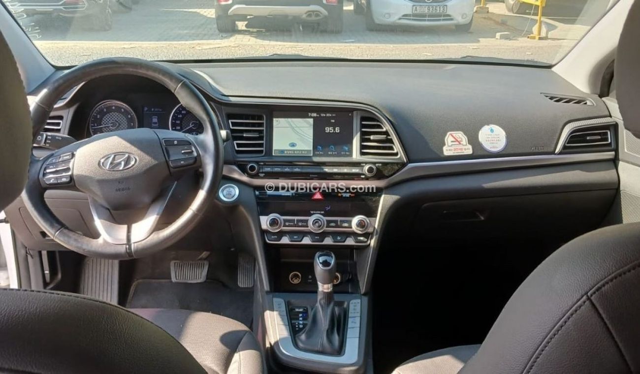 Hyundai Avante Hyundai Avante Gasoline 2019