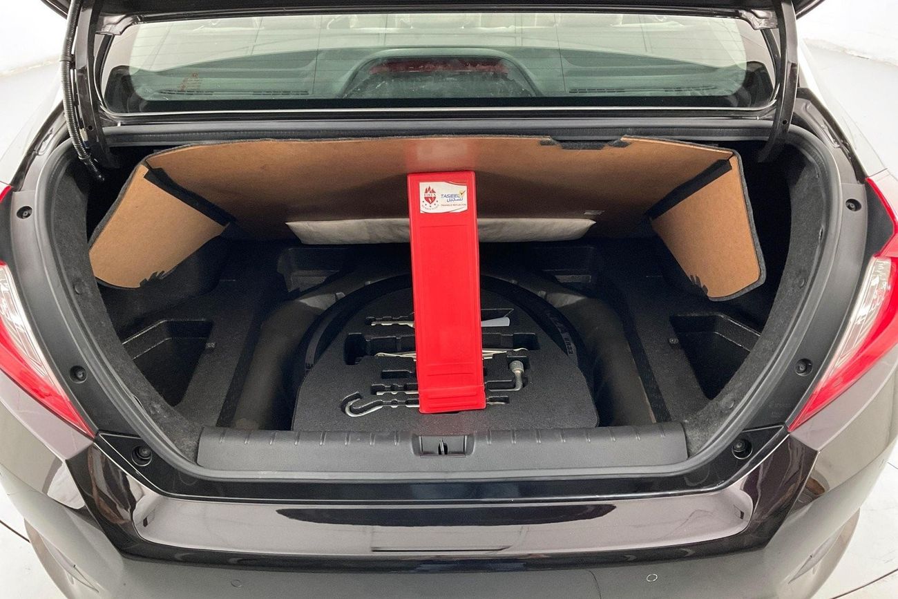 تويوتا لاند كروزر GXR GT | ضمان مجاني لمدة عام | 0 دفعة أولى