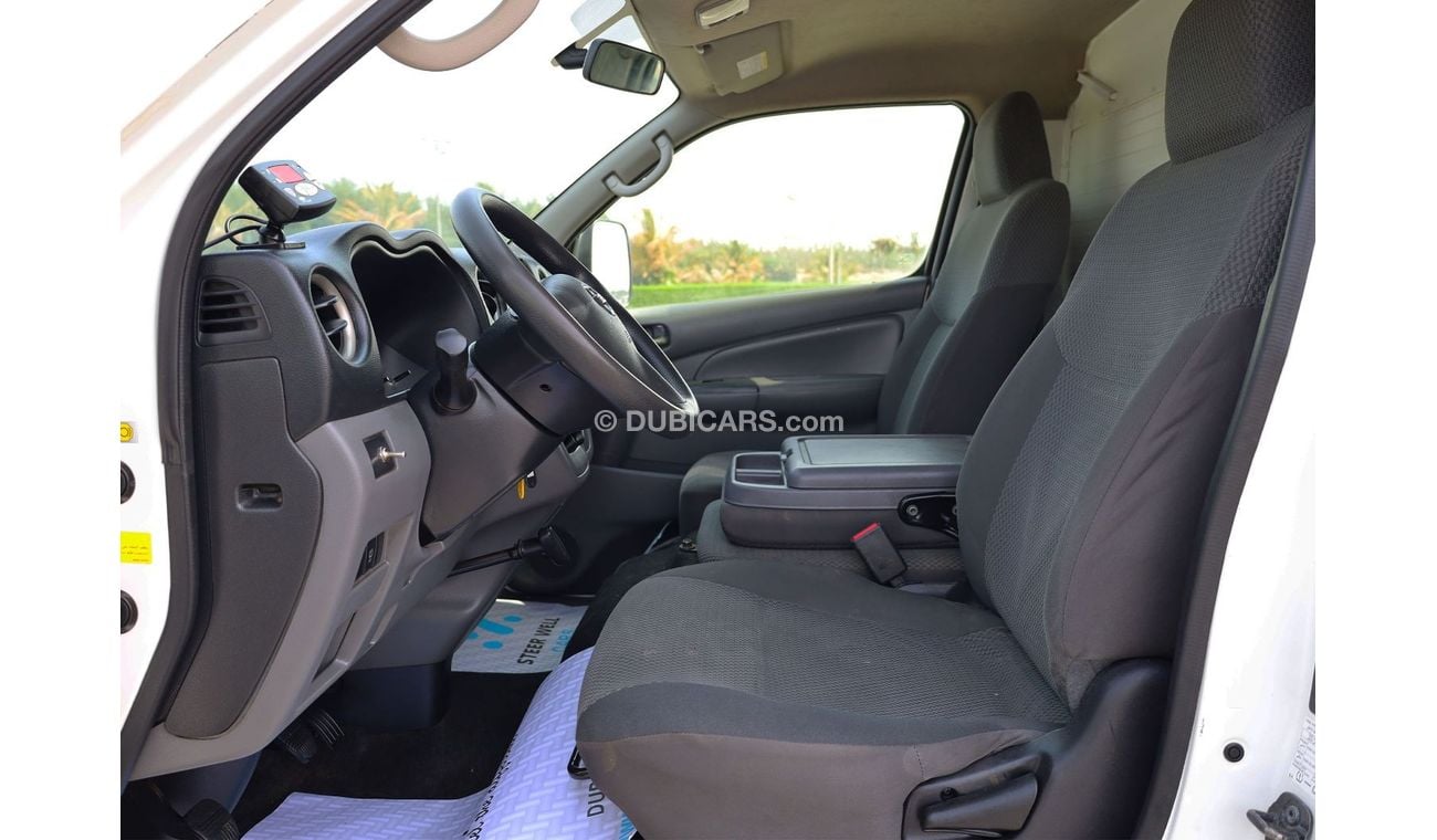 نيسان أورفان 2019 | STANDARD ROOF CHILLER VAN | PETROL | GCC SPECS | EXCELLENT CONDITION