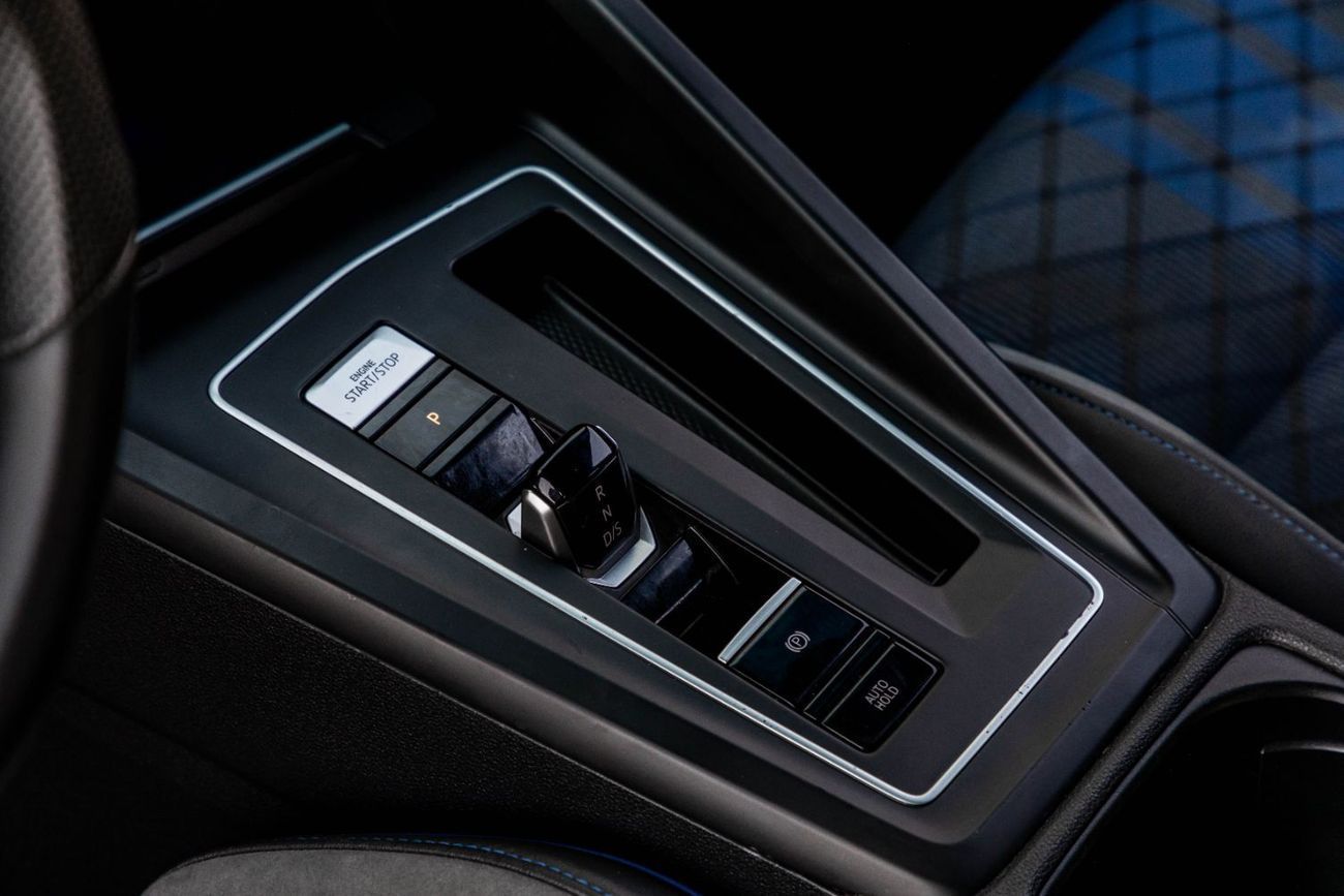 Volkswagen Golf R | 2,546 P.M | 0% Downpayment | EXTRAORDINARY CONDITION!