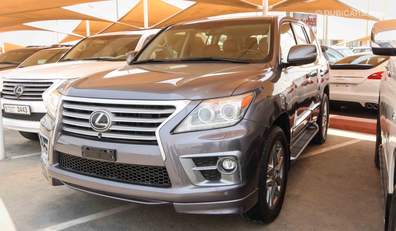 Lexus LX570