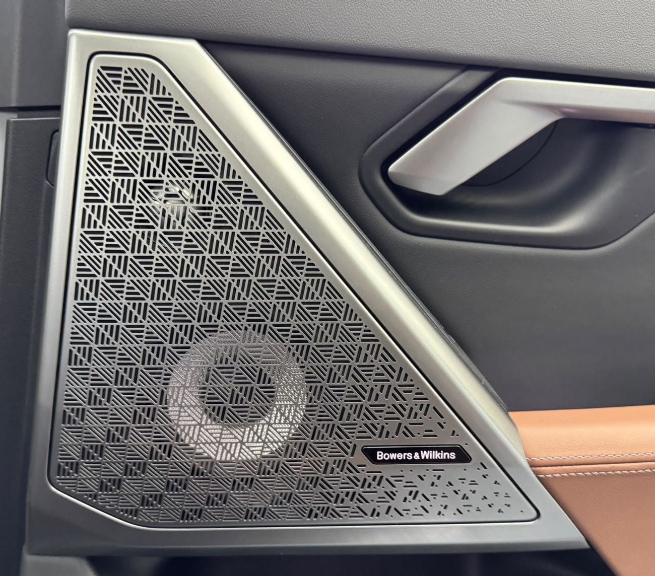 بي أم دبليو 530i M SPORT