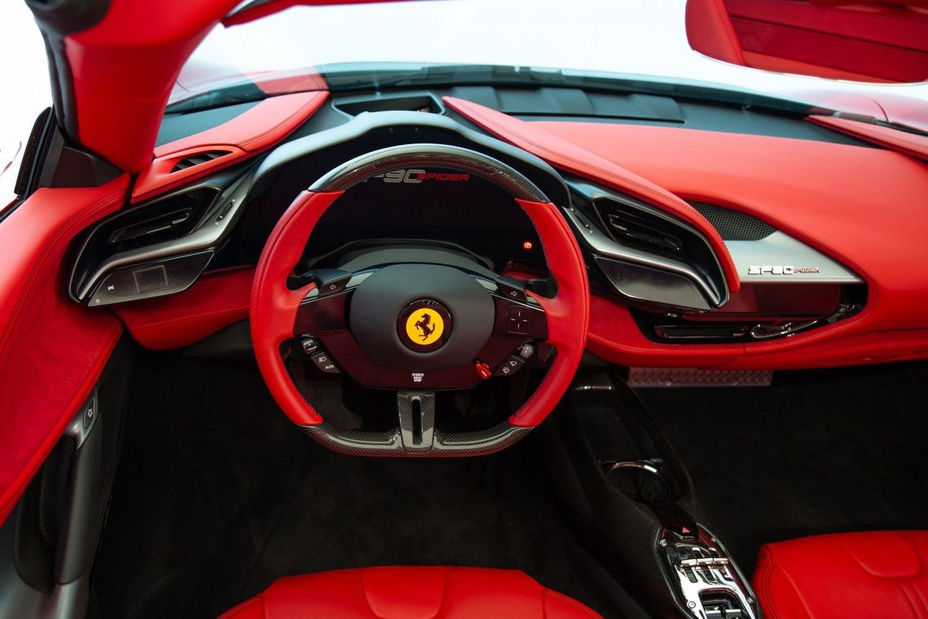 فيراري SF90 سبيدر Ferrari SF90 Spider