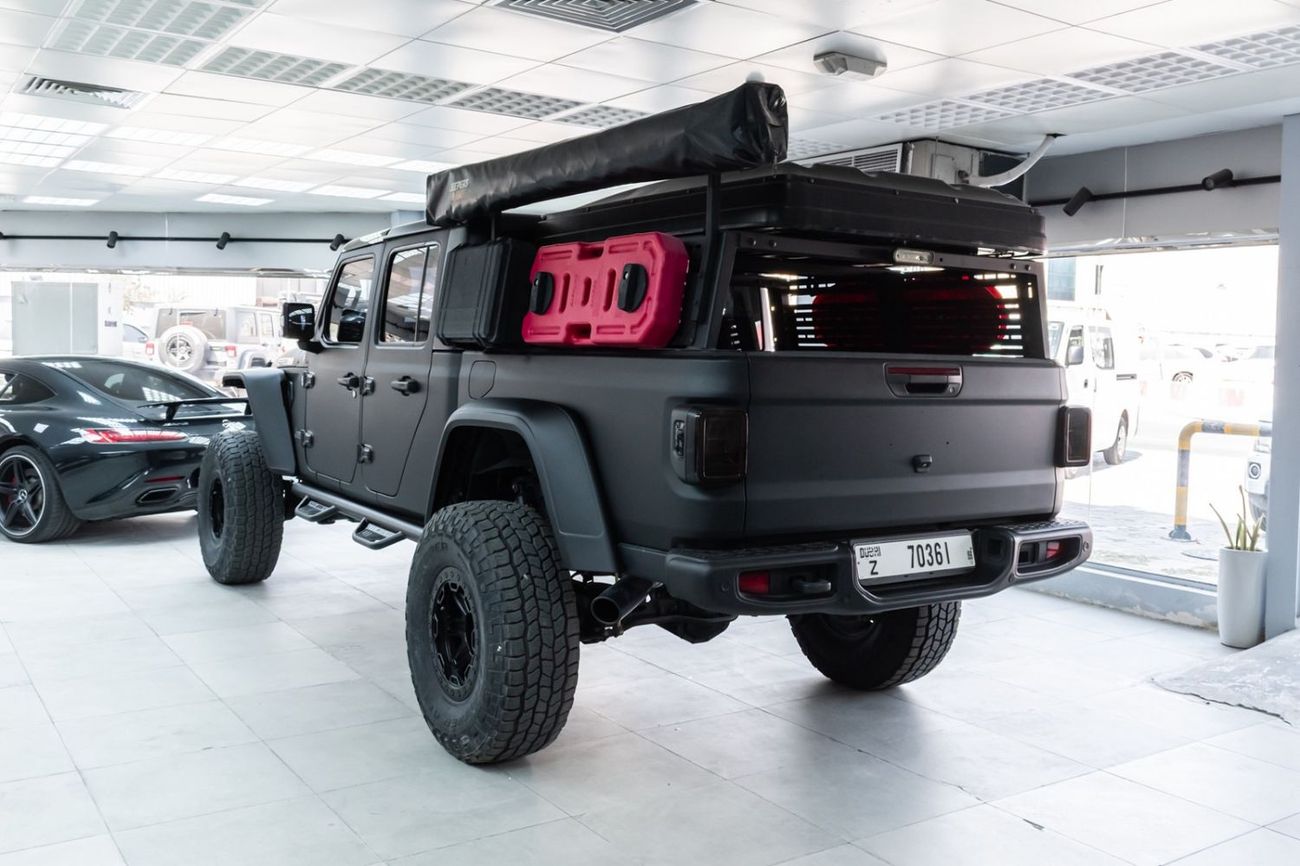 جيب جلادياتور OVERLAND Jeep Gladiator 2020 مواصفات خليجية