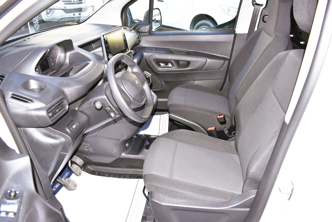 بيجو بارتنر AED 879 PM | K9 VAN 1.6L MT DIESEL 2023 GCC AGENCY WARRANTY UP TO 2028 OR 100K KM