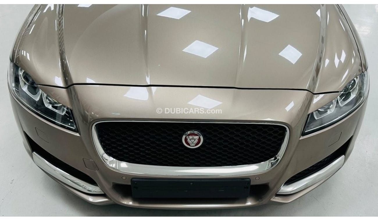 Jaguar XF Prestige GCC .. FSH .. Perfect Condition .. Top Range ..