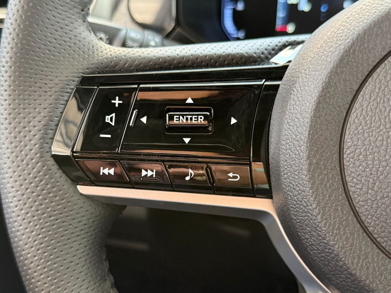 ميتسوبيشي Xforce MITSUBISHI XFORCE 1.5  PREMIUM **EXPORT ONLY**التصدير فقط خارج الخليج***