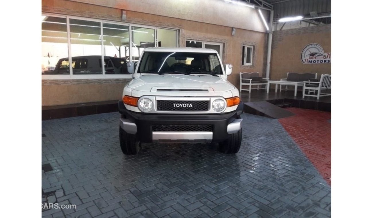 تويوتا إف جي كروزر GXR GXR Toyota fj cruiser