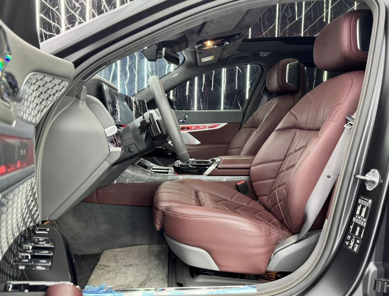BMW 760i XDRIVE MASTERCLASS M SPORT PACKAGE 4.4L ,V8 ,8 Speed xDrive AWD