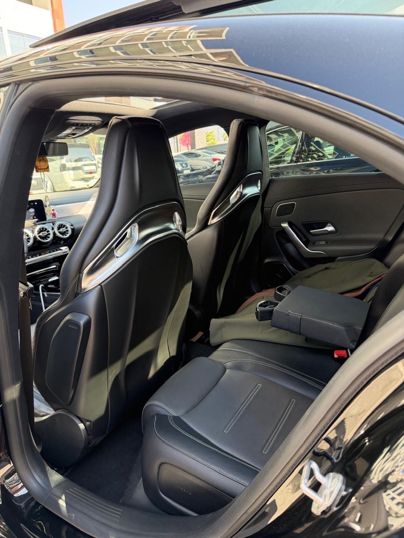 Mercedes Benz CLA35 AMG 4M PREMIUM PLUS