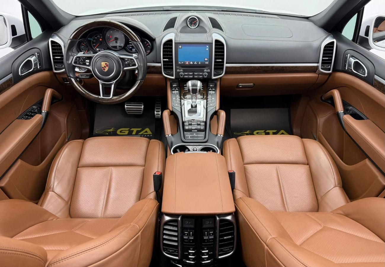 بورش كايان S Platinum Edition 3.6L 2017 Porsche Cayenne S Platinum Edition, Full Service History, GCC