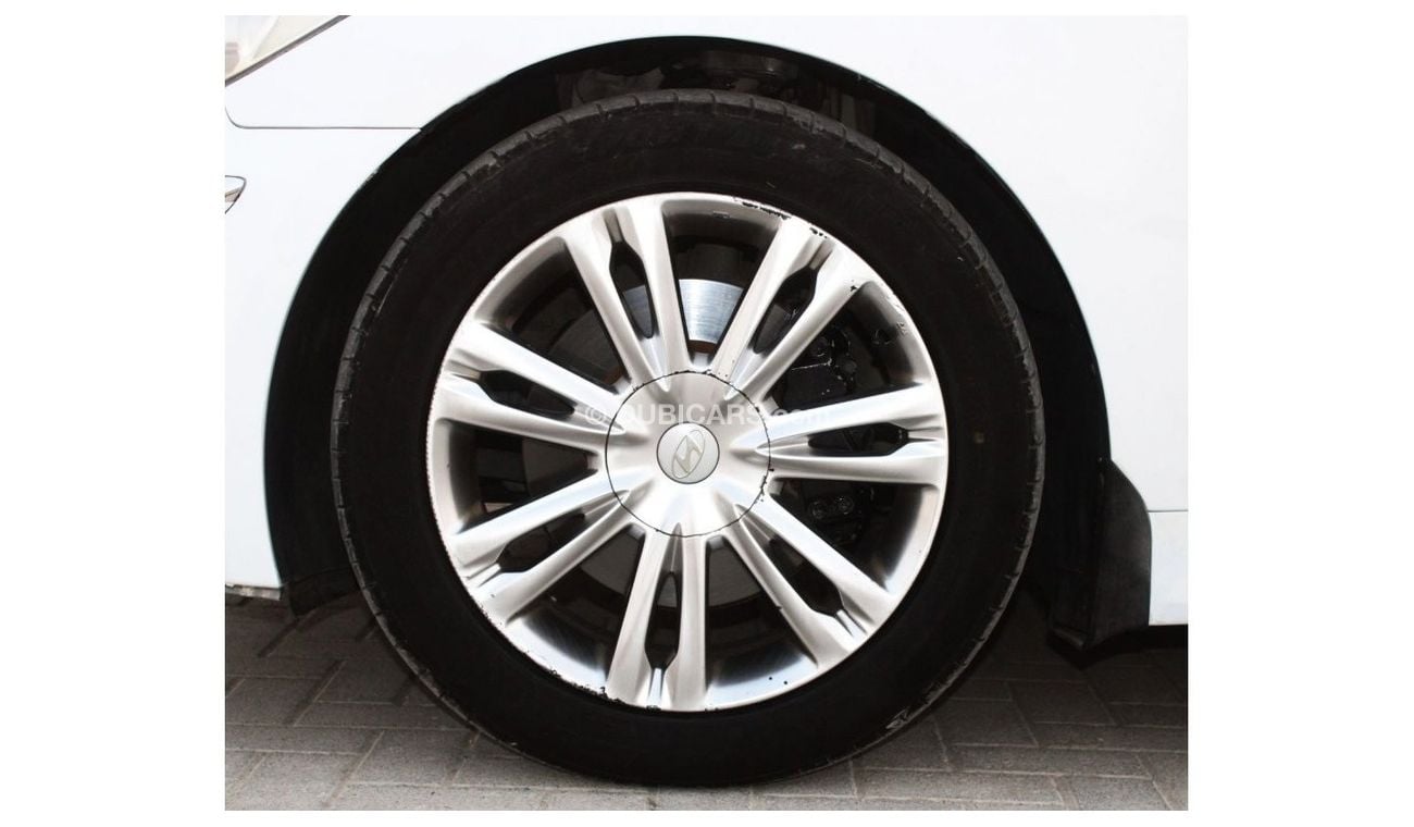 هيونداي جينيسس هيونداي جينيسيس 2014 خليجي بحالة ممتازة