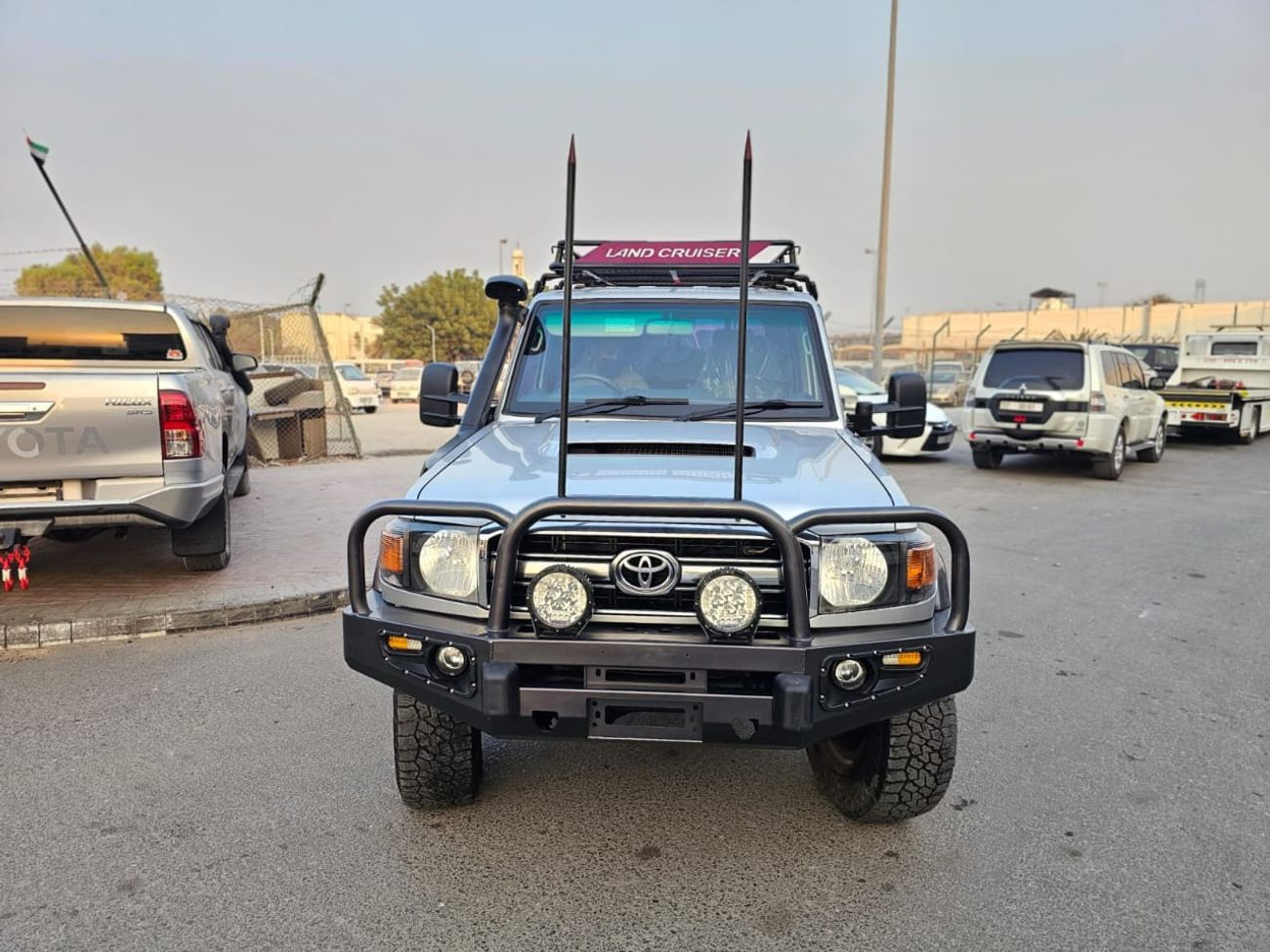 Toyota Land Cruiser Toyota landcruise pickup 2015 Model 4.5L Diesel engine Colour sliver Transmission Manual Interior bl