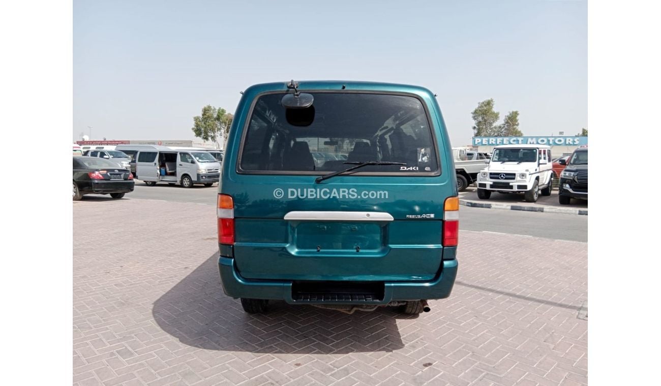 Toyota Hiace TOYOTA HIACE VAN RIGHT HAND DRIVE (PM1268)