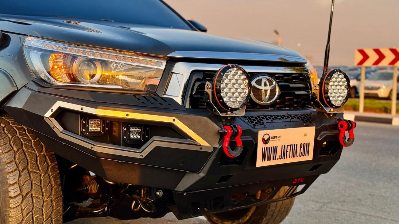 تويوتا هيلوكس -