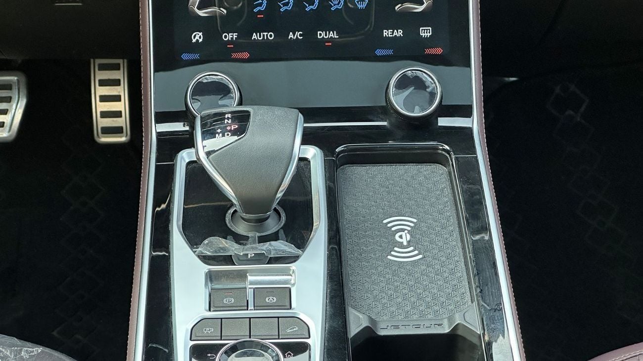 Jetour X90 Plus Luxury 2024 GCC 2.0L Turbo Low Mileage